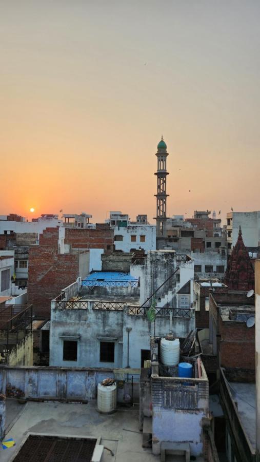 Banaras Gully House 500 Ft From The Ghats Varanasi Exteriör bild