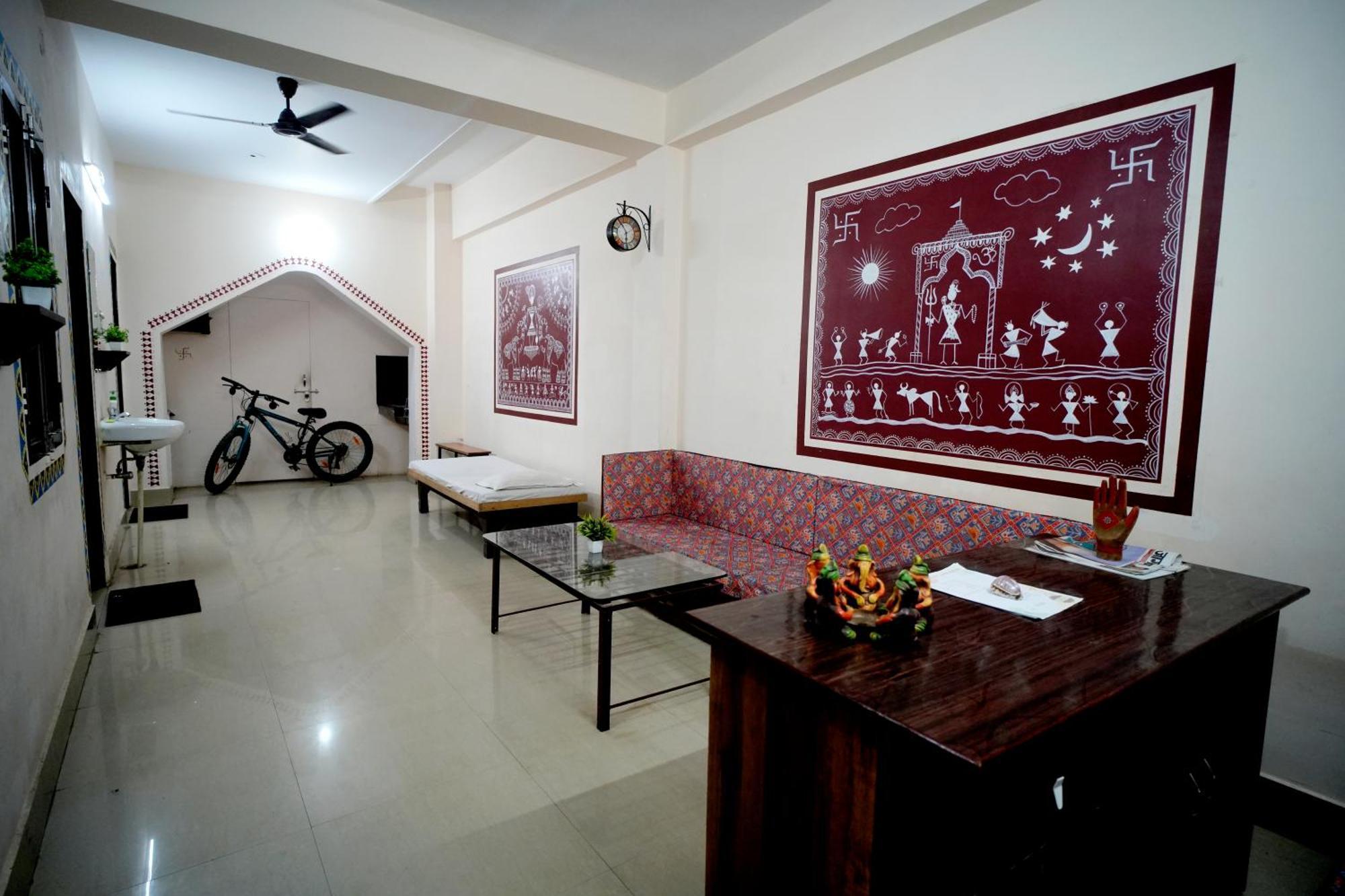 Banaras Gully House 500 Ft From The Ghats Varanasi Exteriör bild