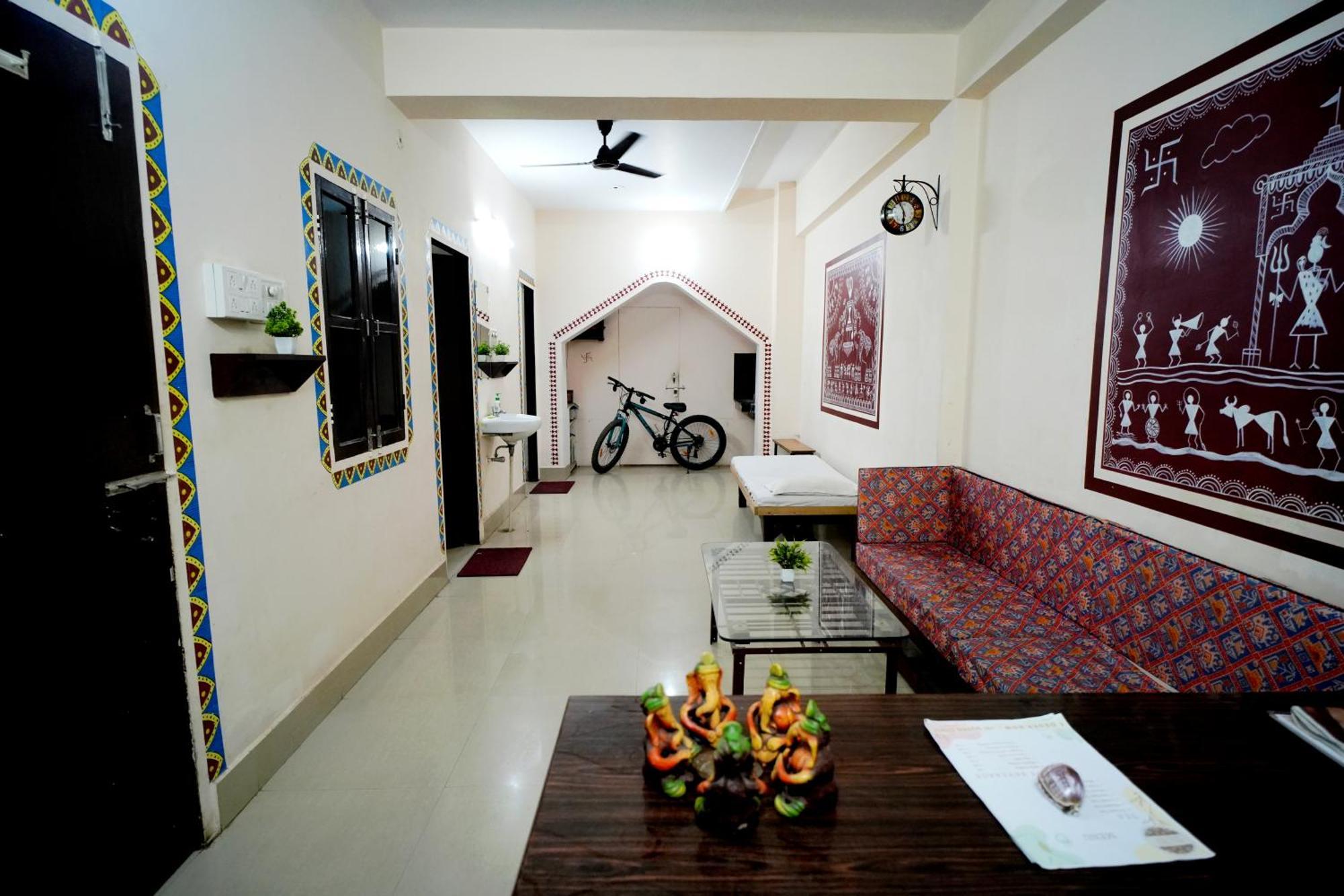 Banaras Gully House 500 Ft From The Ghats Varanasi Exteriör bild